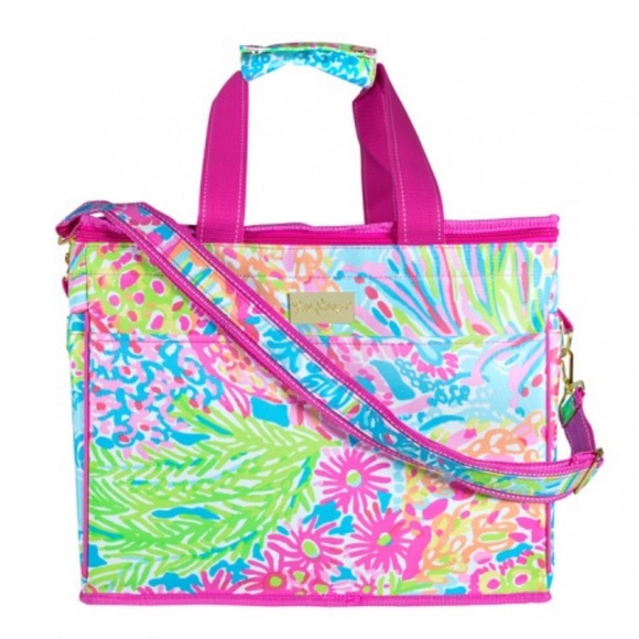 Lilly Pulitzer Other - NWT Lily Pulitzer Insulated Cooler in Lovers Coral